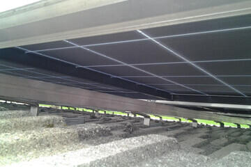 4,00 Kwp Kössen, Module:  Solarwatt Glas-Glas 250Wp Bild 4